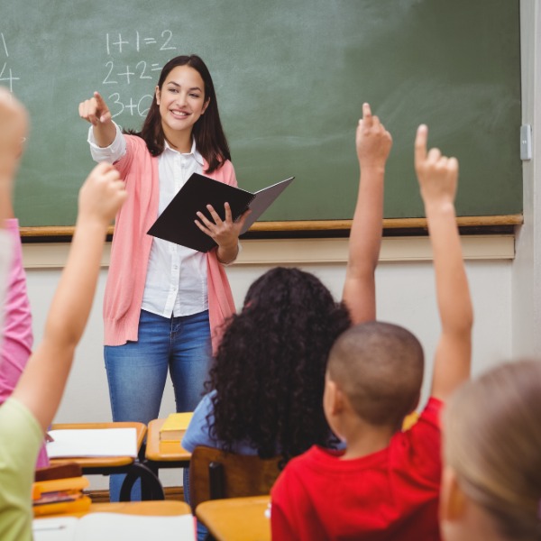 Teaching image, Image of a teacher in a classroom